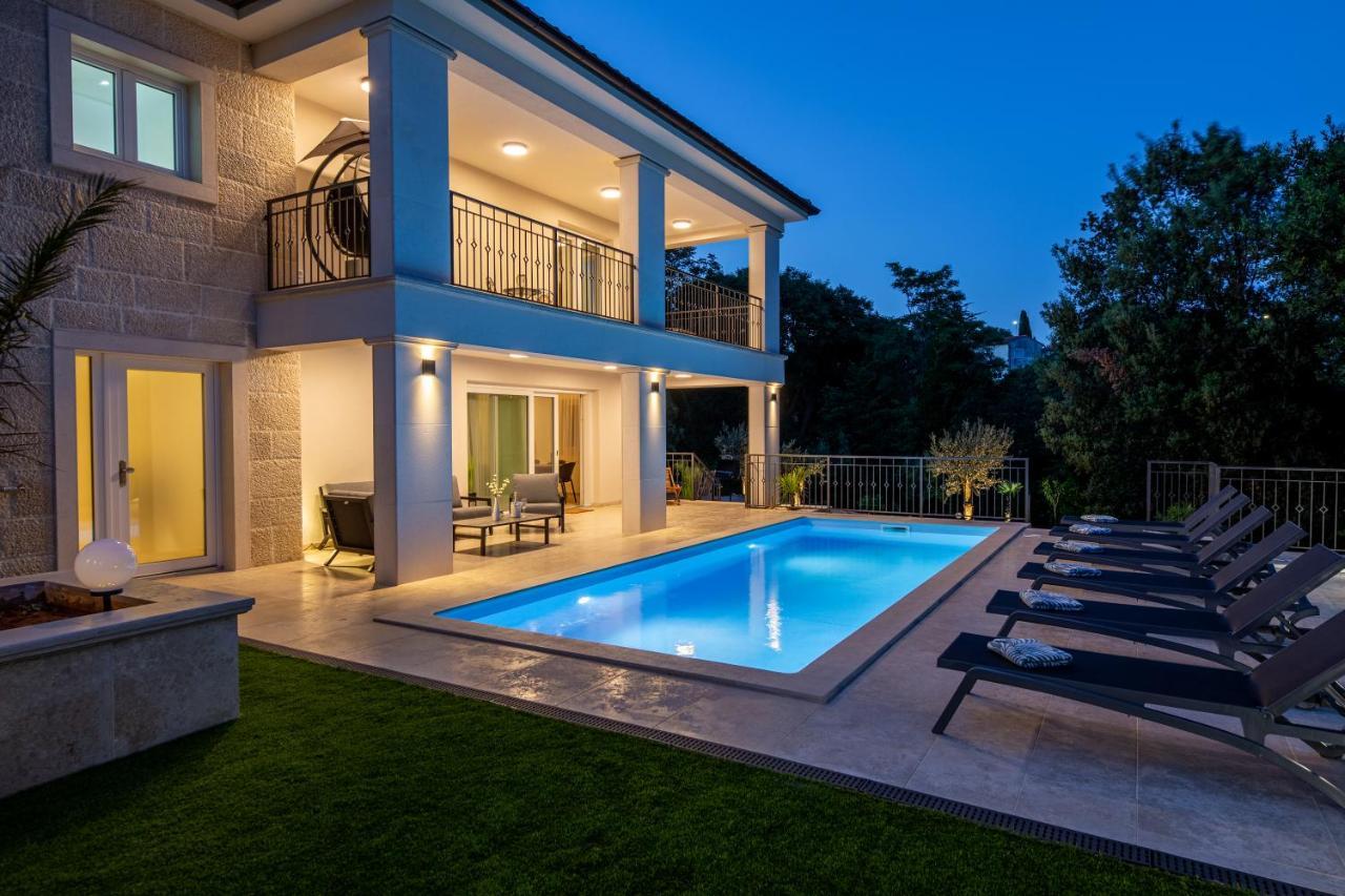 Villa Pafran With Heated Pool Krk Krk Town Eksteriør bilde